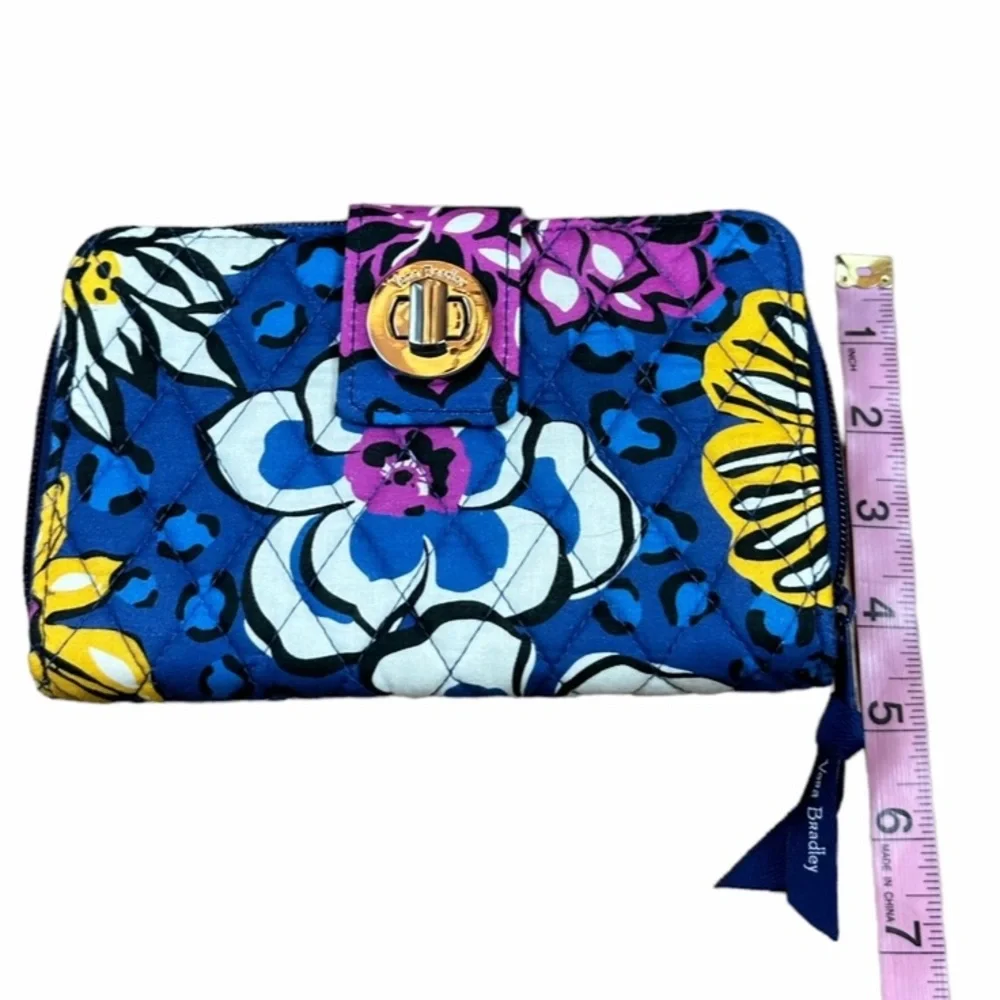 VERA BRADLEY: NWT Bags African Violet Turnlock Wallet